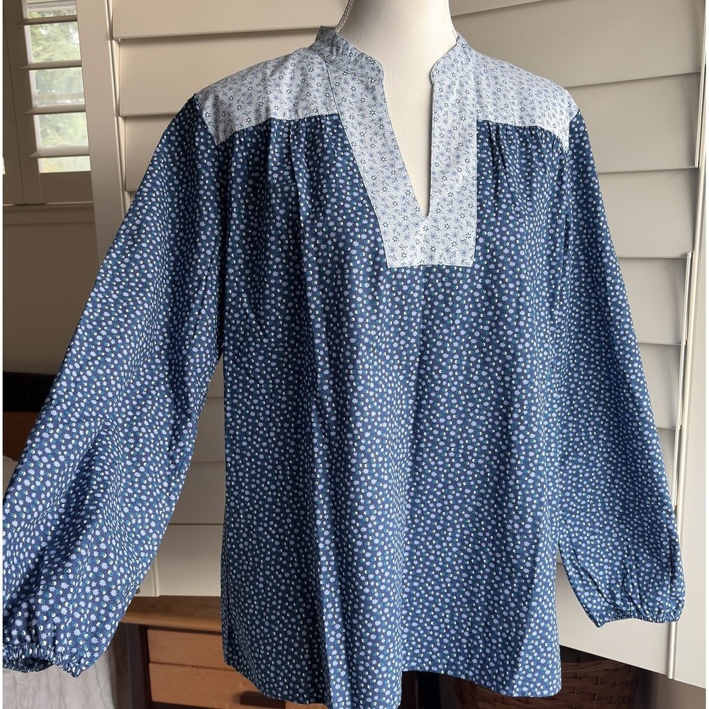 Lands' End Ditsy Floral Popover Tunic Blouse Top Women L Petite 100% Cotton Blue